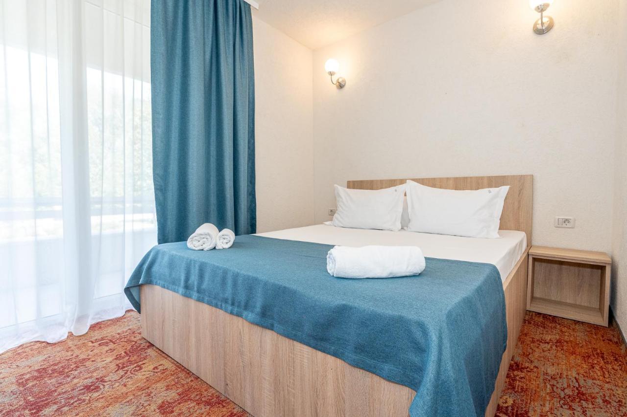 Hotel Irina Venus Bagian luar foto