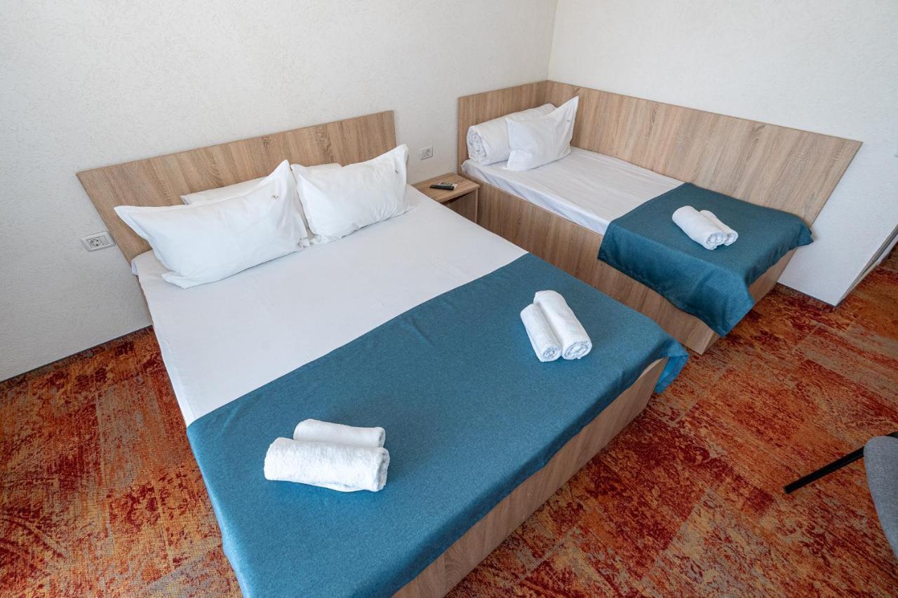 Hotel Irina Venus Bagian luar foto