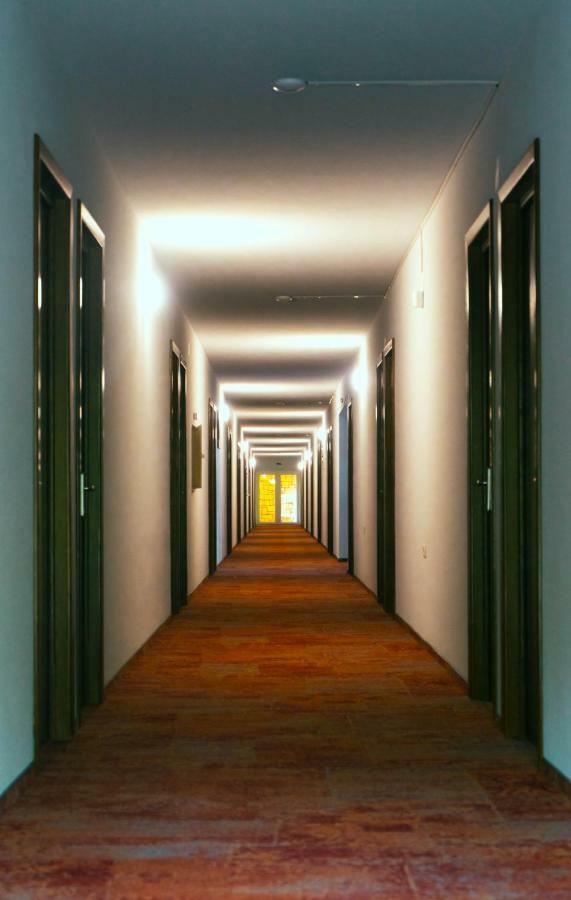 Hotel Irina Venus Bagian luar foto